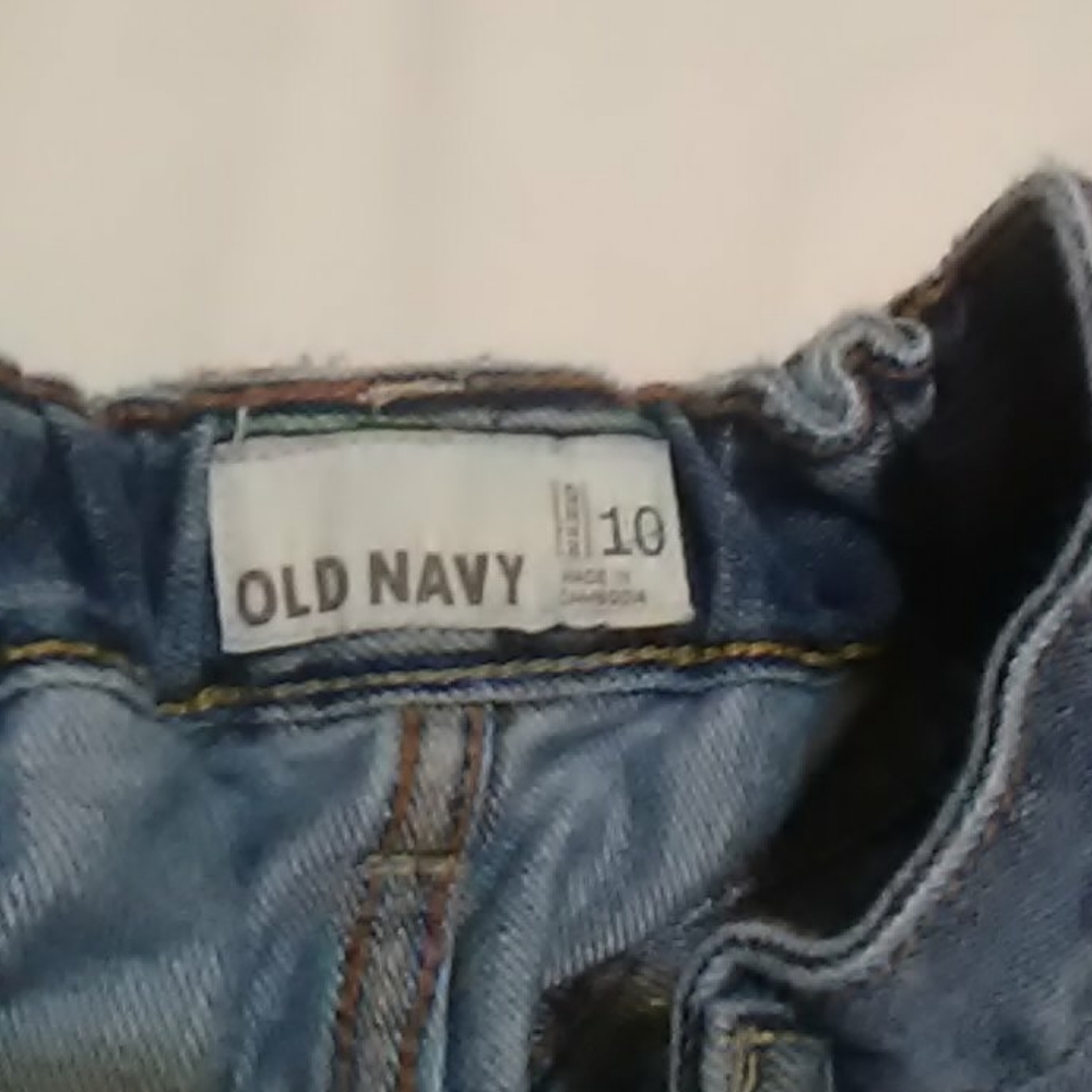 Capris - Picture 2 of 3